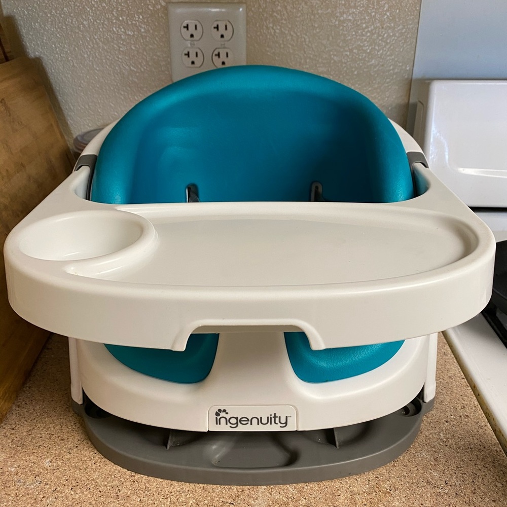 Bumbo seat